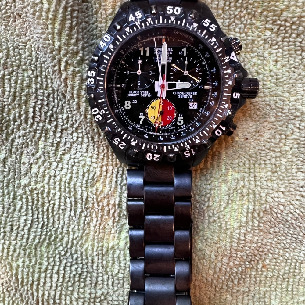 Chase-Durer Special Forces UDT 1000 (also known as the Burn Notice watch)